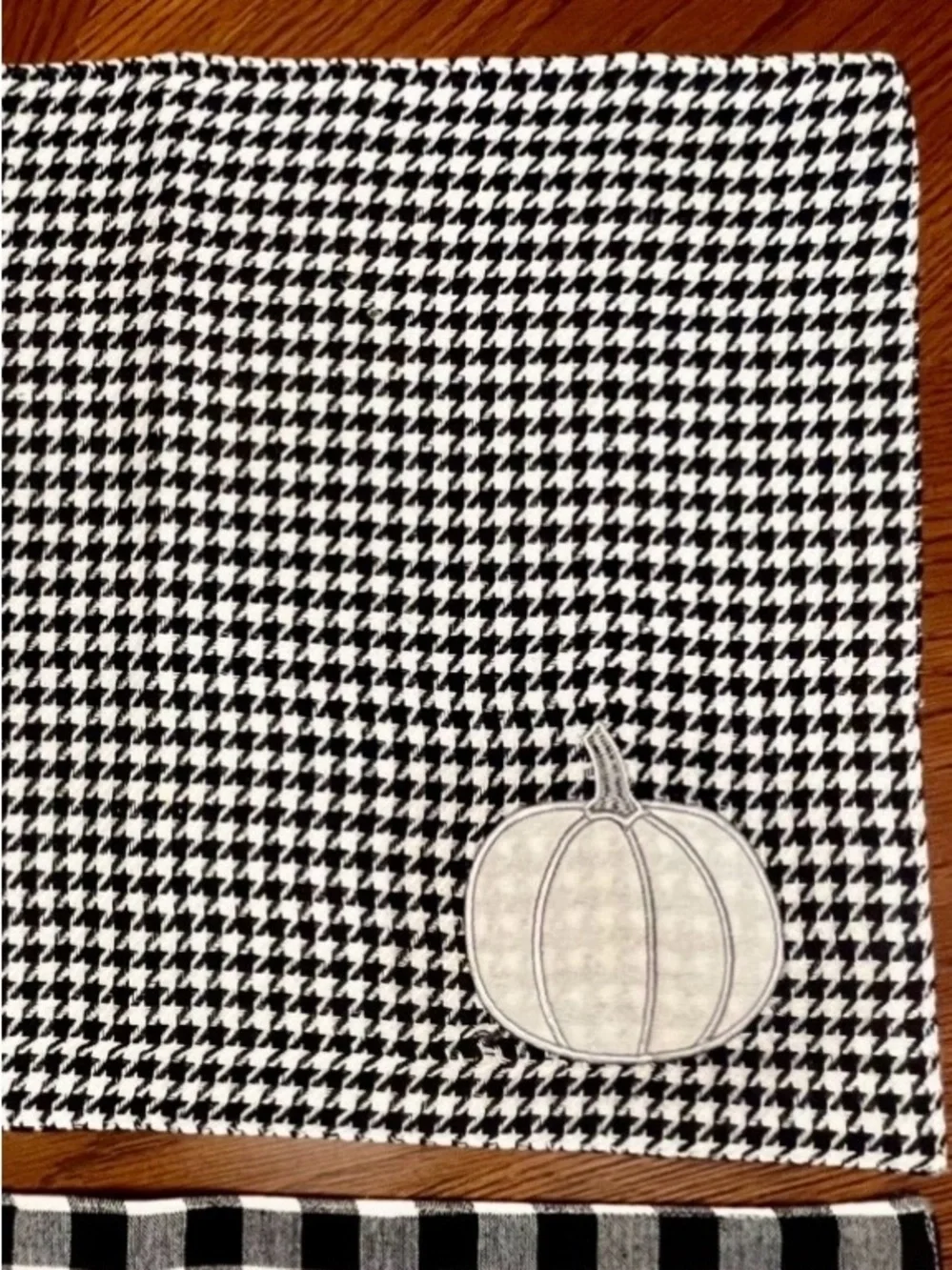 Autumn Fall Buffalo Check & Plaid Cloth Placemats Artisan de Luxe Farm Cottage